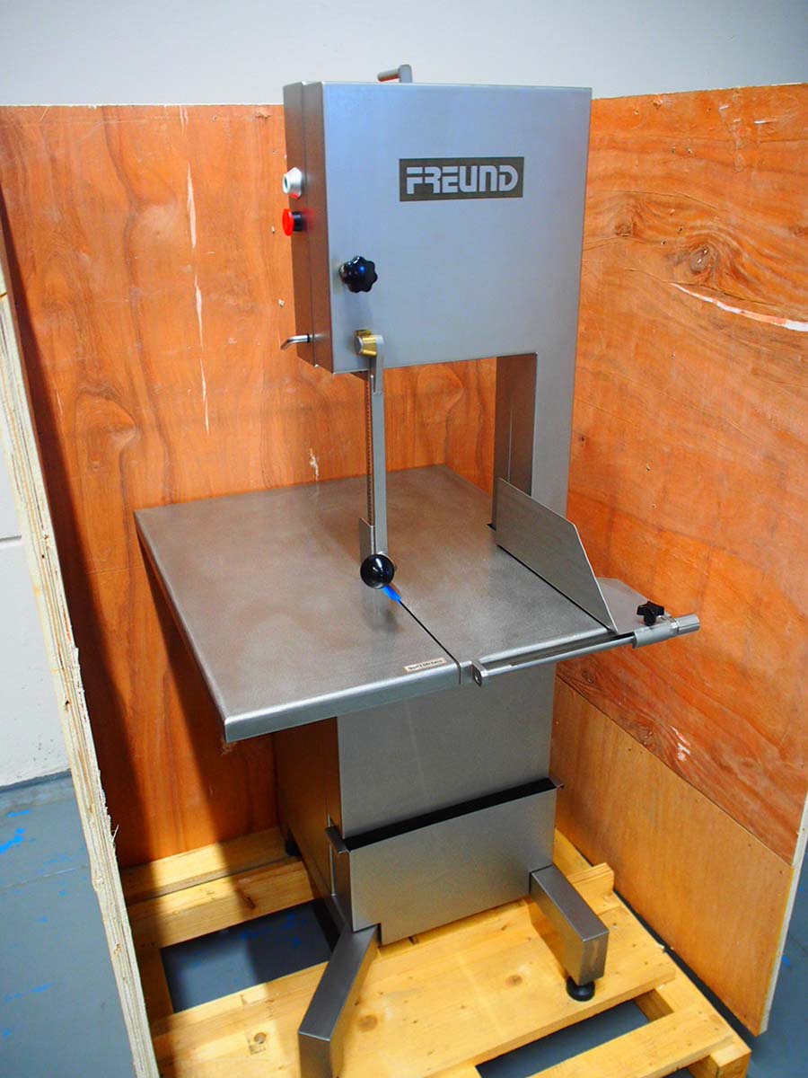 NEW Freund/Ifooma Bandsaw NEW Freund/Ifooma Bandsaw