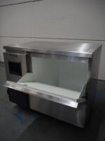 Hoshizaki ice cube machine