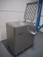 Mado grinder