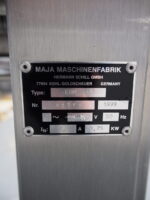Maja skinning machine