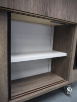 Mobile cooling cabinet