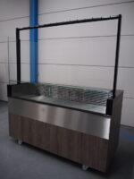 Mobile cooling cabinet